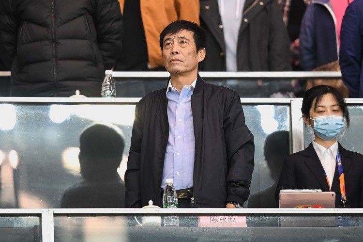 西班牙马卡电台记者Pedro Pablo Parrado透露，来自土耳其方面的消息认为，皇马将在冬窗签下伊卡尔迪！